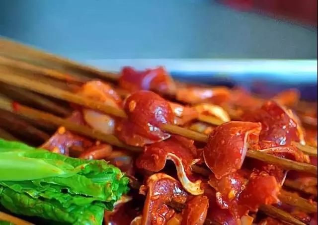 重庆网红串串,深受网友好评,现在竟然连加盟费都免了!想创业的赶紧看过来~